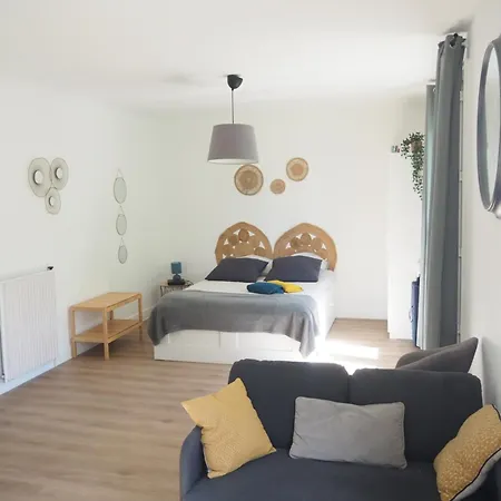 Apartmán Terrasse, Vue Sur Jardin Arbore Et Place De Parking *